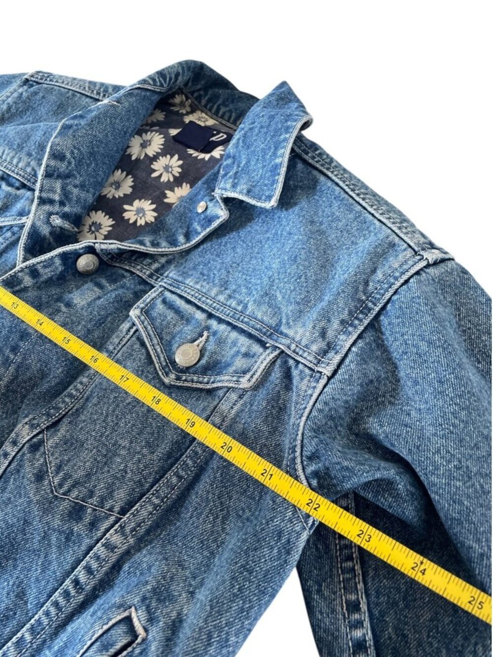 Gap 1969 Denim Jacket Women’s XL Navy Blue Trucker White Daisy Floral Interior - Picture 8 of 11